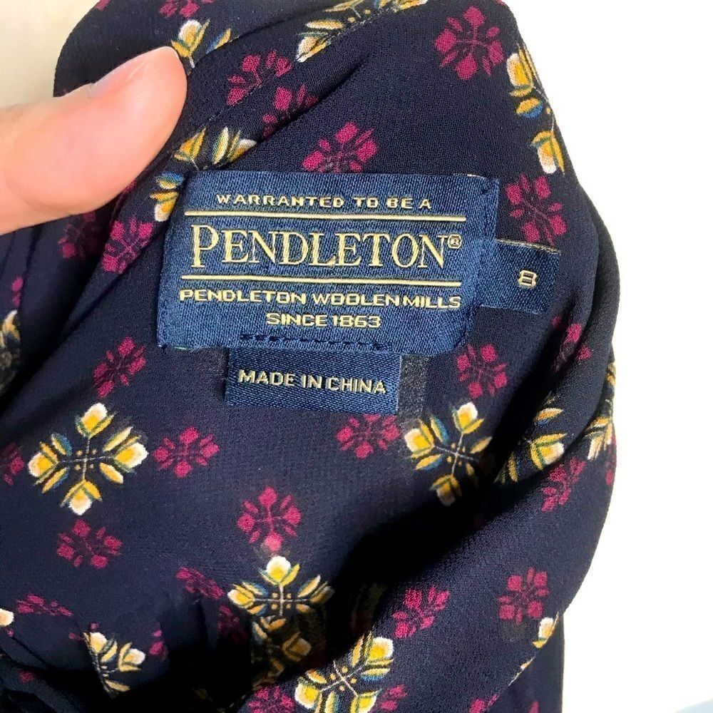 Beautiful NWOT Pendleton Blouse - image 12